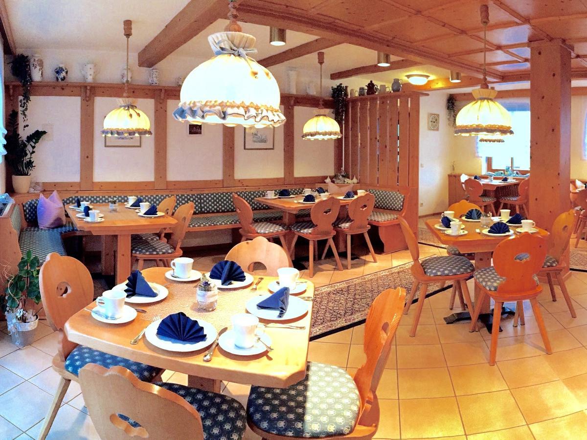 Hotel Garni Vierjahreszeiten Bad Staffelstein Extérieur photo